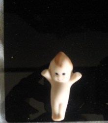 2'' WEE SWEETEST MINI DOLLHOUSE ALL BISQUE KEWPIE EVER #89